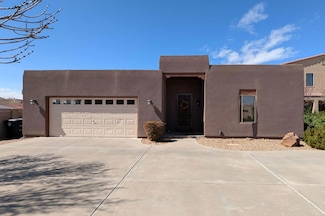 6201 Escoviel St NW, Albuquerque, NM 87120