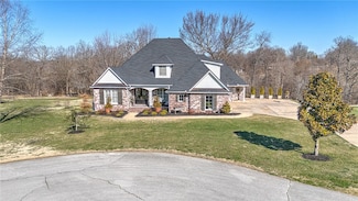 738 Kensington Cove, Tontitown, AR 72762