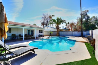 2634 S Cottonwood Dr, Tempe, AZ 85282
