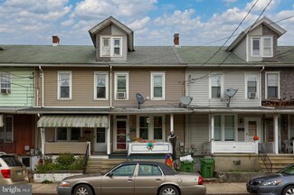 82 N Tulpehocken St, Pine Grove, PA 17963