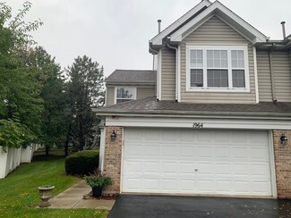 1964 Town Dr Unit 1, Naperville, IL 60565