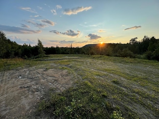 6 Chase Gate Rd, Harrison, ME 04040