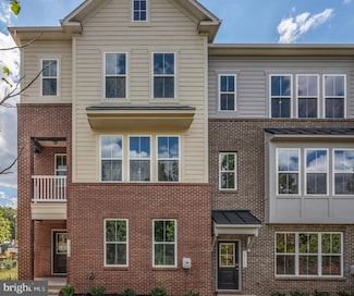 10118 Queens Way, Manassas, VA 20110