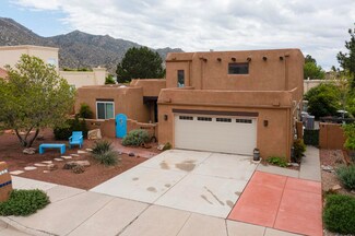 13712 Vic Rd NE, Albuquerque, NM 87112