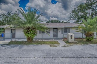 1723 Blossom Cir E, Lakeland, FL 33805