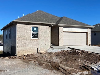 405 E Becky St, Willard, MO 65781