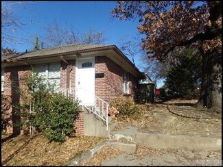 2216 Durwood Rd, Little Rock, AR 72207