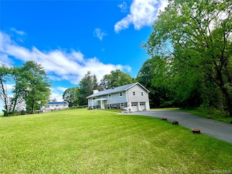 26 Orange Rd, Florida, NY 10921