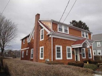 14 Gloucester Ave, Gloucester, MA 01930