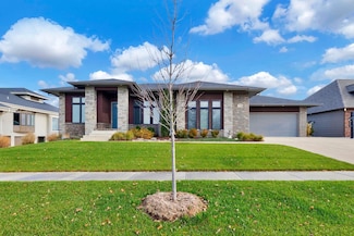 2734 N Curtis St, Wichita, KS 67205