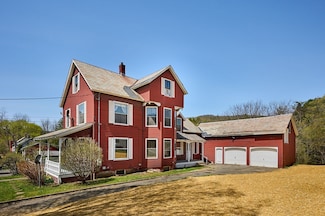 15 Main Rd, Colrain, MA 01340