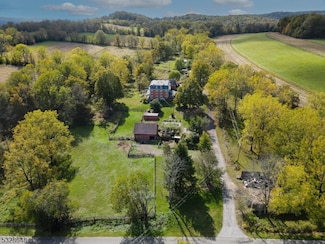 17 Havens Rd, Wantage, NJ 07461