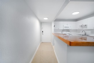 770 SE 2nd Ave Unit F201, Deerfield Beach, FL 33441