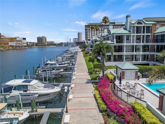 847 Seddon Cove Way, Tampa, FL 33602