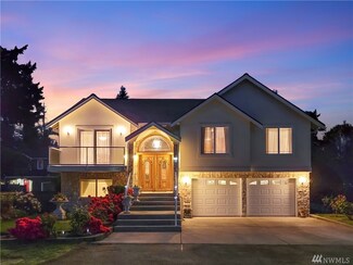 134 N 203rd St, Shoreline, WA 98133