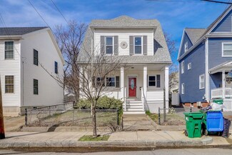 10 Bradshaw St, Medford, MA 02155