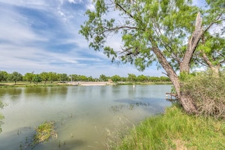 6290 Stokes Rd, San Angelo, TX 76904