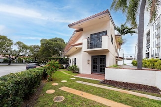 723 Biltmore Ct, Coral Gables, FL 33134