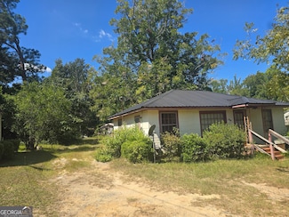 404 Saxon St, Dublin, GA 31021