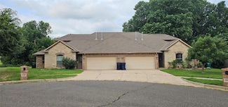 12201 Buckingham Ln, Yukon, OK 73099