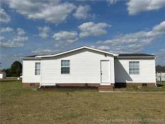 4921 Sand Mine Dr, Stedman, NC 28391
