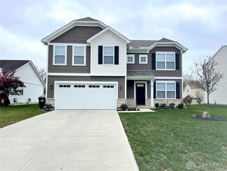 9 Berry Ct, Germantown, OH 45327