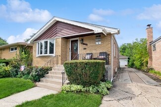 10854 S Rockwell St, Chicago, IL 60655