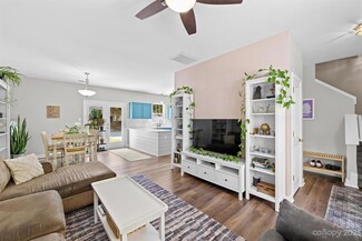 1810 Ethel Guest Ln, Charlotte, NC 28206