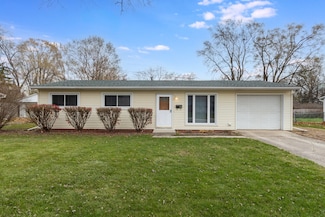 61 Sierra Rd, Montgomery, IL 60538