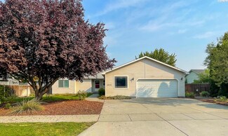 4515 Sinai Dr, Pasco, WA 99301