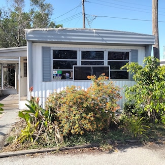5917 14th St W Unit 421, Bradenton, FL 34207