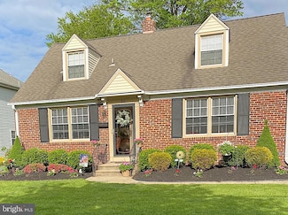 39 Wesley Ave, Cherry Hill, NJ 08002