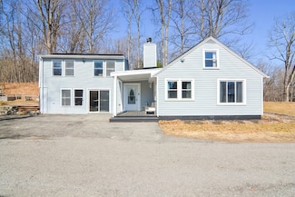 22 Corliss Hill Rd, Haverhill, MA 01830