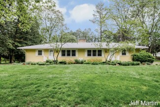 546 Nordberg Ave NW, Grand Rapids, MI 49504