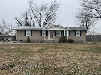 505 E Nashville St, Pembroke, KY 42266