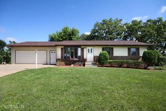 52163 State Highway 14, Chariton, IA 50049