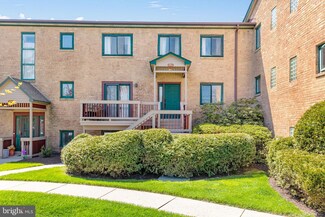 5704 Highland Ct, Wilmington, DE 19802