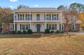 6727 Garden Oaks Dr, Memphis, TN 38120