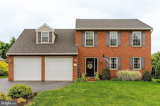 468 Airport Rd, New Holland, PA 17557