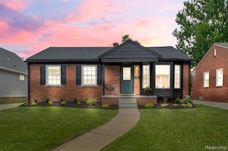 4607 Robinwood Ave, Royal Oak, MI 48073