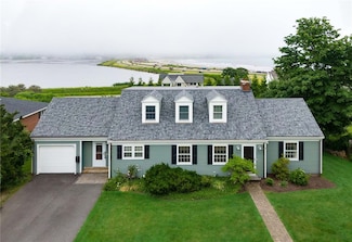 236 Eustis Ave, Newport, RI 02840