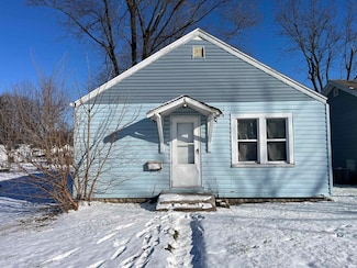 2102 S Manhattan Ave, Muncie, IN 47302