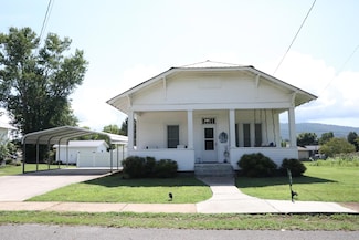 188 Howard St, Pikeville, TN 37367