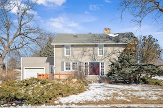 1109 J Ave, Grundy Center, IA 50638