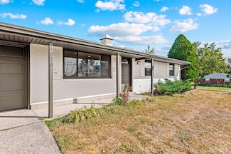 1030 Castro Ln, Cincinnati, OH 45246