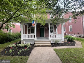 58 E Areba Ave, Hershey, PA 17033