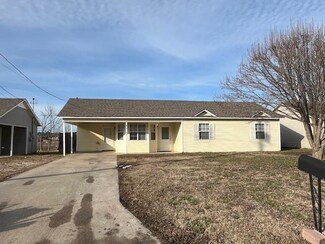 3707 Emilee Jo Dr, Paragould, AR 72450