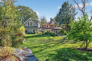 6 Highland St, Portland, ME 04103