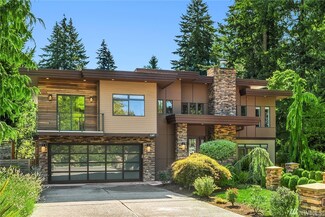 11407 NE 103rd St, Kirkland, WA 98033
