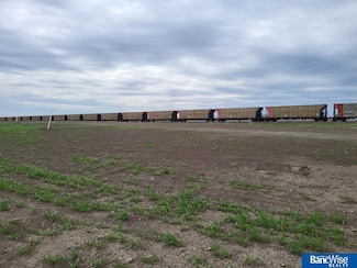 551 Railroad St, Hallam, NE 68368